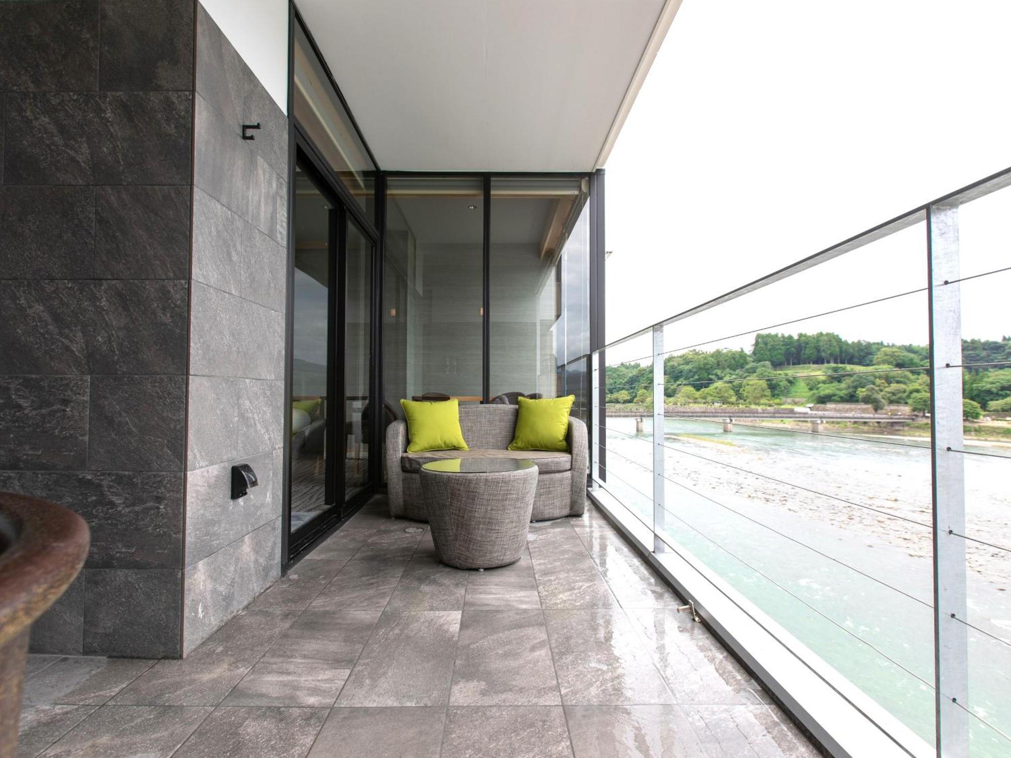 Hitoyoshi Onsen Nabeya Hotel Bagian luar foto
