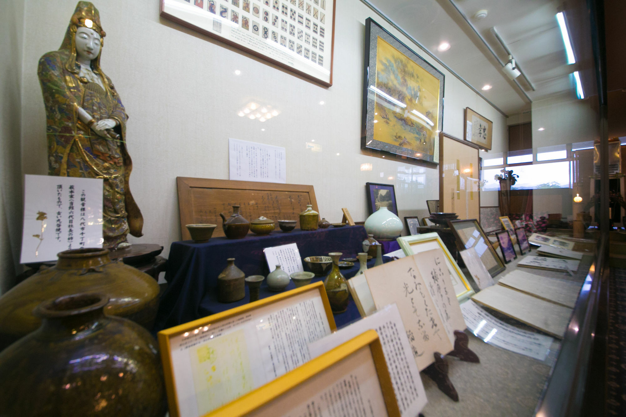Hitoyoshi Onsen Nabeya Hotel Bagian luar foto